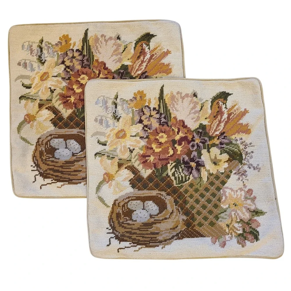 VTG Set of 2 Floral Needlepoint Pillow Covers Velvet Backed Zipper (no inserts)